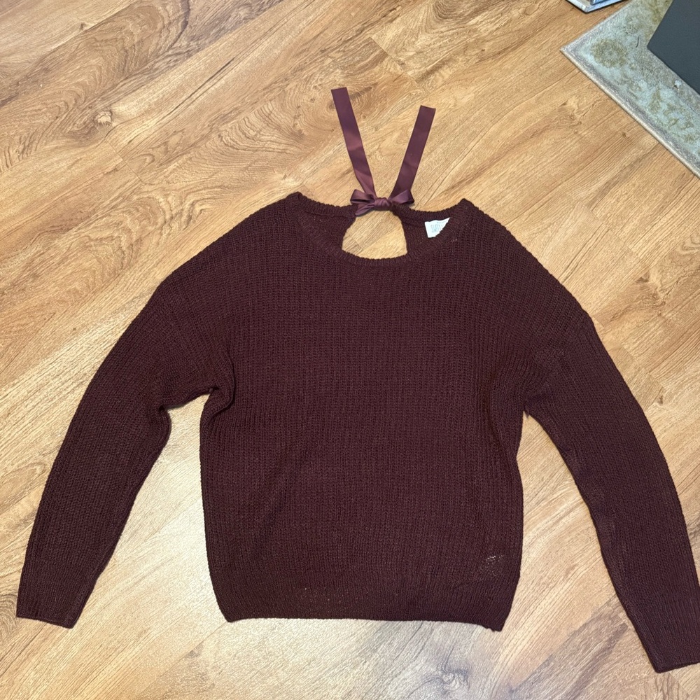 Crochet style sweater